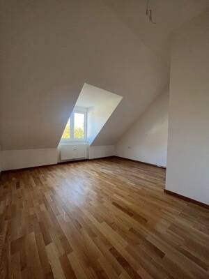 Leben in Laim: ausgebaute 3-Zimmer-Dachgeschoss-Wohnung – 80686 München – Vorschaubild 3