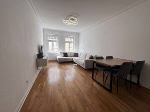 Wunderschönes Gohlis - vermietete stilvolle 2-Zimmer-Denkmalwohnung mit Ostbalkon in Leipzig – 4157 Leipzig – Vorschaubild 1
