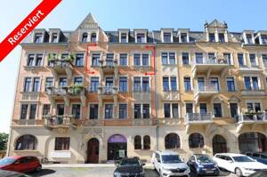 *Reserviert* - Striesen - frei werdende 4-Zimmer-Altbauwohnung mit 2 Balkonen