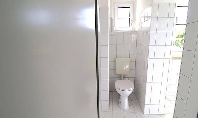 2-Zimmer im Erdgeschoss im gemütlichen Altbau mitten in Grünen – Chemnitz – Vorschaubild 7