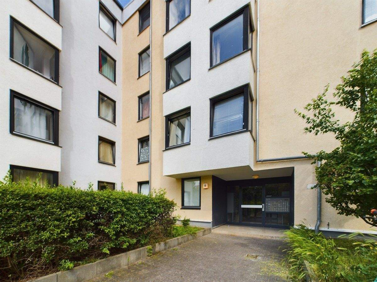 Provisionsfrei! In Uni-Nähe! Renovierte und rentable 1-Zimmer Wohnung inkl. EBK zum Kauf in Mainz – Mainz – Bild 1 von 9