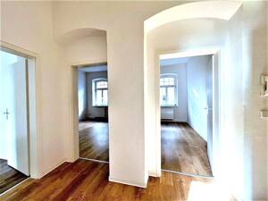 Hier beginnt Wohnen. / This is where living begins. – 9599 Freiberg – Vorschaubild 2