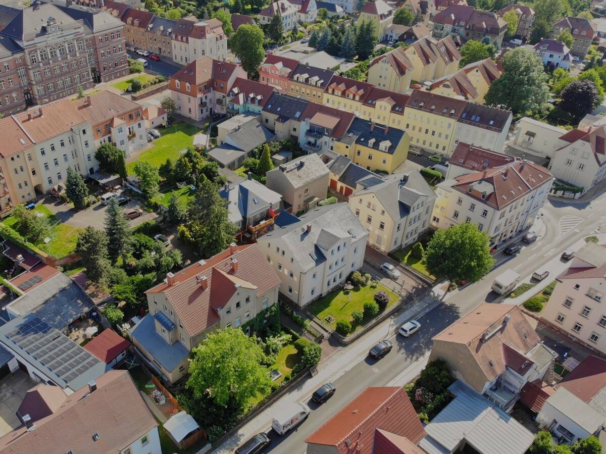 Mehrfamilienhaus zur Kapitalanlage, Teilsanierung notwendig! Teilvermietet, BV für Balkone positiv! – Nossen – Vorschaubild 3