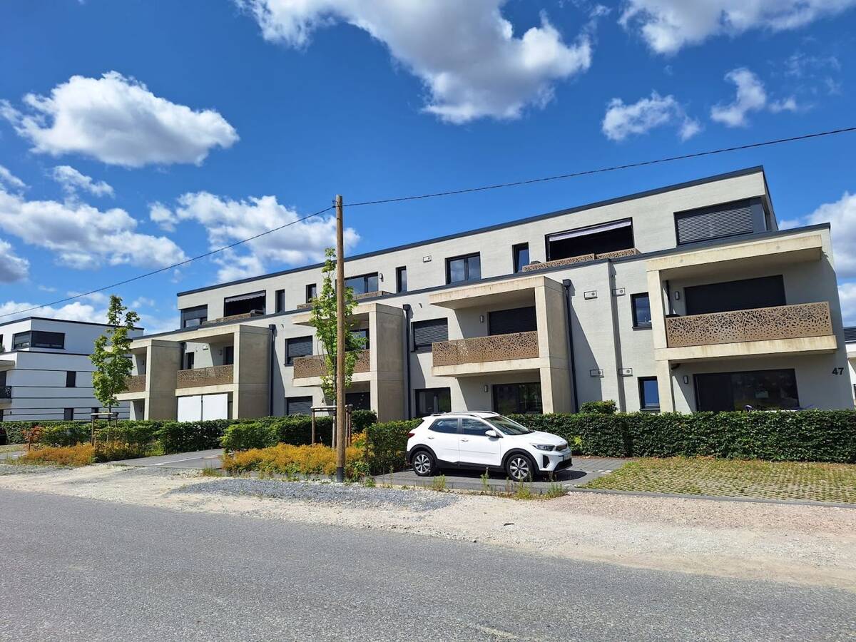 2 Zimmer mit Balkon und Einbauküche, frisch renoviert – 33609 Bielefeld – Bild 1 von 9