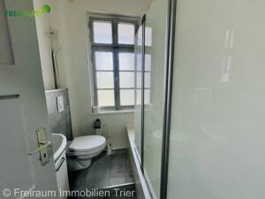 TR.-Engelstraße: Modernisierungsbedürftiges Mehrfamilienhaus mit 3 Wohneinheiten zu verkaufen. – 54292 Trier – Vorschaubild 4