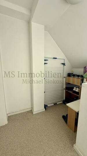 *** 2 ZKB - Dachgeschosswohnung im Zentrum von Lampertheim *** – 68623 Lampertheim – Vorschaubild 3