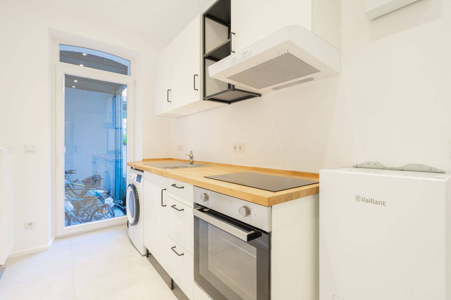 Erneuerte teilmöblierte 1-Zimmer-Wohnung in bester Lage von Nürnberg-Nord mit Einbauküche – Nürnberg – Vorschaubild 6