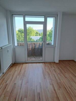 Schicke 2 Zimmer-Wohnung mit Blick ins Grüne in Wiesbaden! – 65195 Wiesbaden – Vorschaubild 6