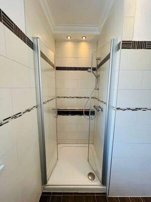 Schöne 4-Zimmerwohnung im Dachgeschoss ohne Dachschräge mit Blick ins Grüne! – 84048 Mainburg – Vorschaubild 6