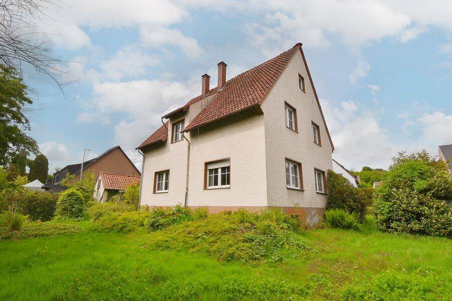 Stark sanierungsbedürftiges Einfamilienhaus auf wunderschönem Grundstück! – Bielefeld – Vorschaubild 9