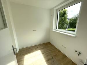 Charmante 3-Zimmer-Wohnung mit neuem Bad und Schallschutzfenstern in Wolfsburg – 38448 Wolfsburg – Vorschaubild 9