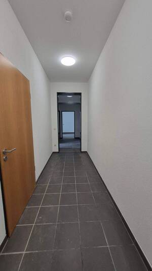Moderne und Top geschnittene Etagenwohnung in zentraler Lage von MG, Nähe City und Hauptbahnhof – 41065 Mönchengladbach – Vorschaubild 4