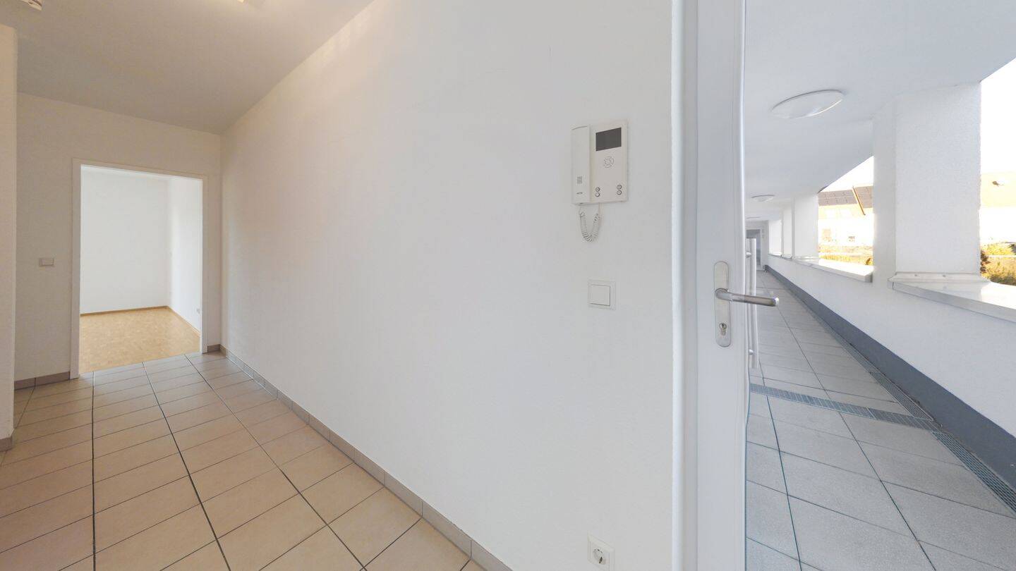 Modern, gepflegt & sofort bezugsbereit: 90 m² Wohnkomfort mit Aufzug und Tiefgarage – Leverkusen – Vorschaubild 4