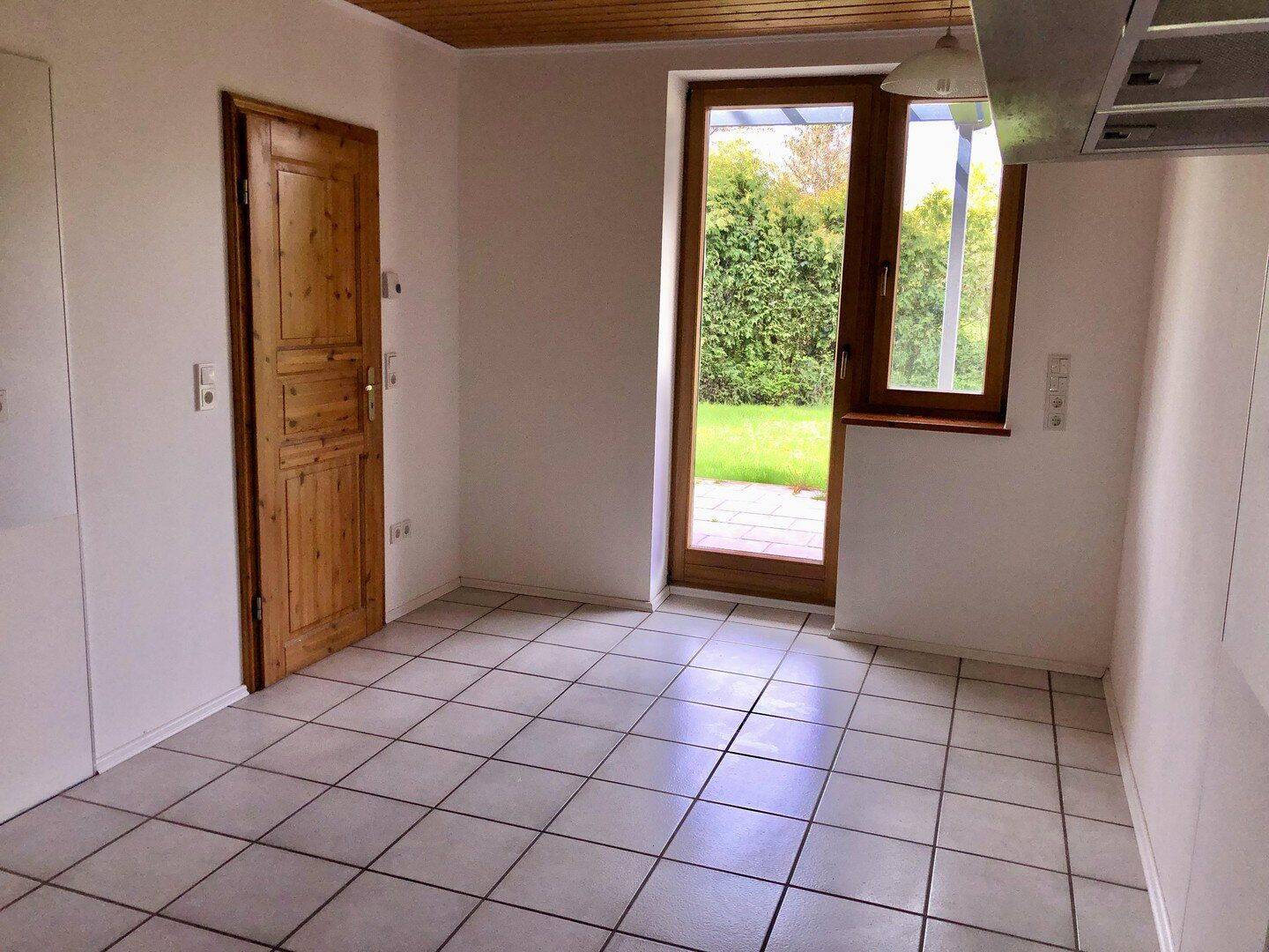 Großzügige 3-Zimmer Gartenwohnung mit Terrasse und barrierefrei – Wesseling – Vorschaubild 4
