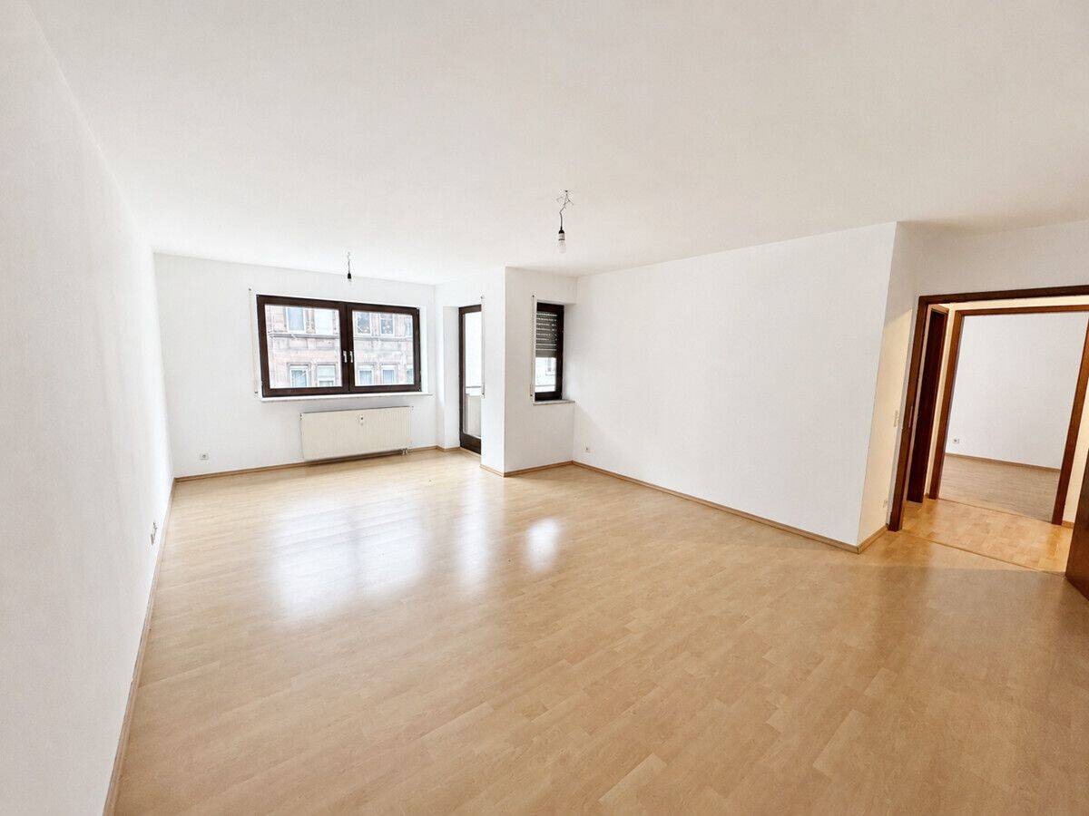 Zentrumsnah mit schönem Balkon - 2 Zimmerwohnung mit Stellplatz