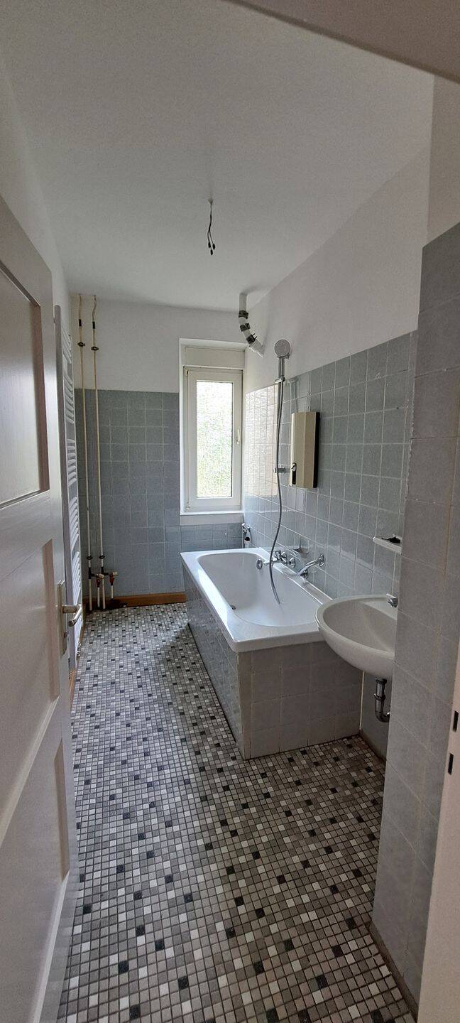 Großzügige 2-Zimmer-Wohnung im 2. OG in 90443 Nürnberg-Gibitzenhof – Nürnberg – Vorschaubild 4