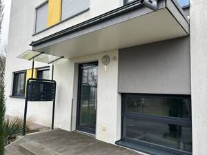 Exklusive Eigentumswohnung mit luxuriöser Ausstattung in Frankfurt-Riedberg – 60438 Frankfurt am Main – Vorschaubild 2