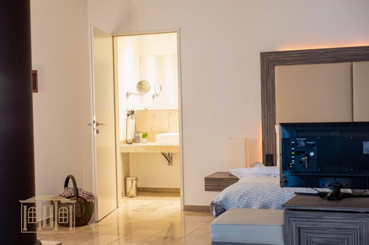 All-in Business Apartment: Voll möblierte 4-Sterne-Suite am Japanviertel – Düsseldorf – Vorschaubild 6