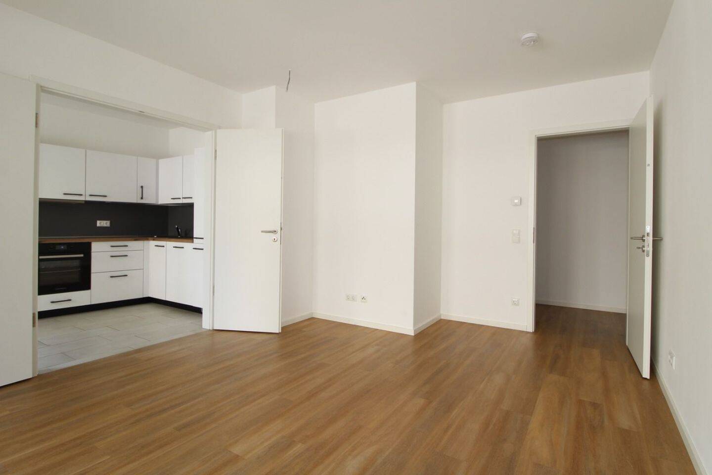 Barrierefreie 3-Zimmerwohnung mit separater Küche und Tageslichtbad ** große Terrasse! – Leipzig – Vorschaubild 3