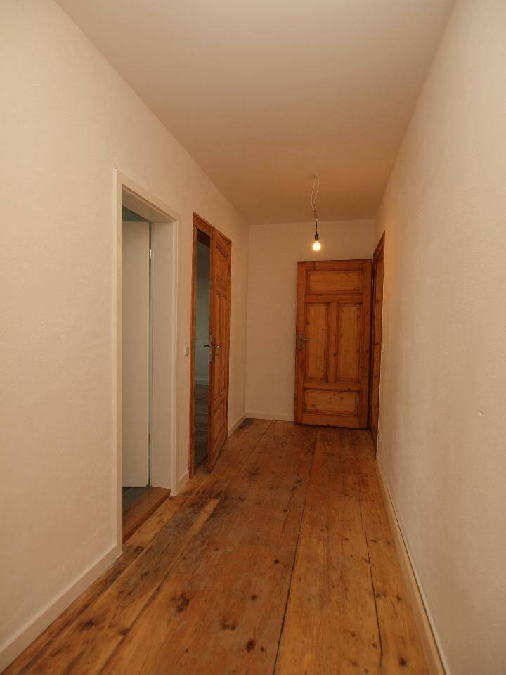 :-) +Ab 01.08.2026 einziehen! 3-Zimmer mit EBK! original Innentüren + Dielenböden + offene Küche mit EBK + hochwertige Ausstattung + gepflegtes MFH+ – Leipzig – Vorschaubild 9