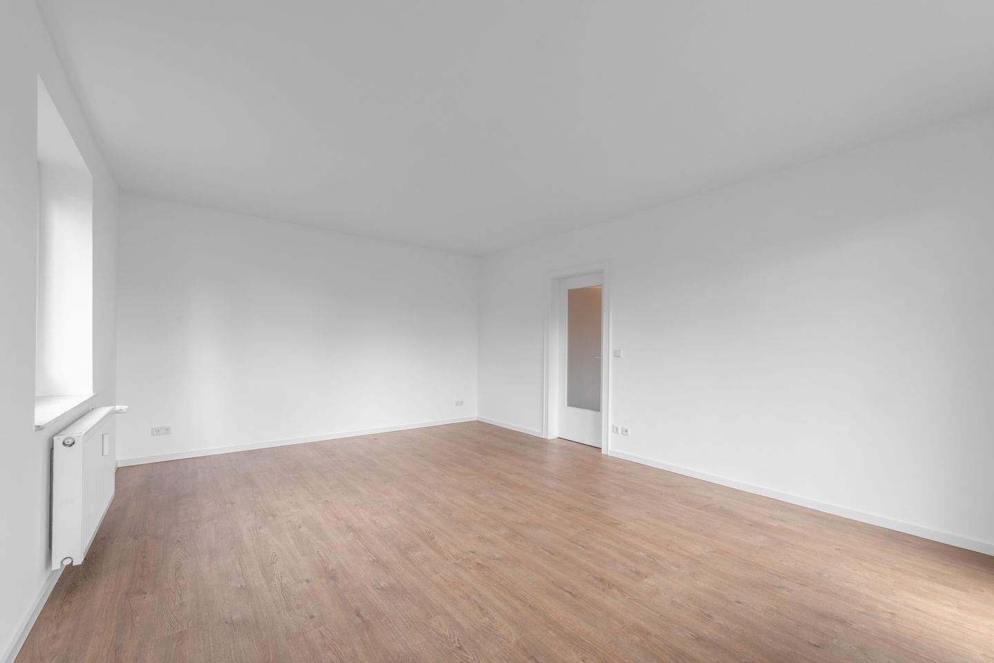 Sanierte Eigentumswohnung mit Balkon in grüner Lage – Hamburg – Vorschaubild 4