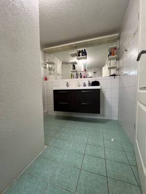 Möbliertes WG-Zimmer in Heilbronn: Flexibles Wohnen auf Zeit ab 1Monat – 74081 Heilbronn – Vorschaubild 3