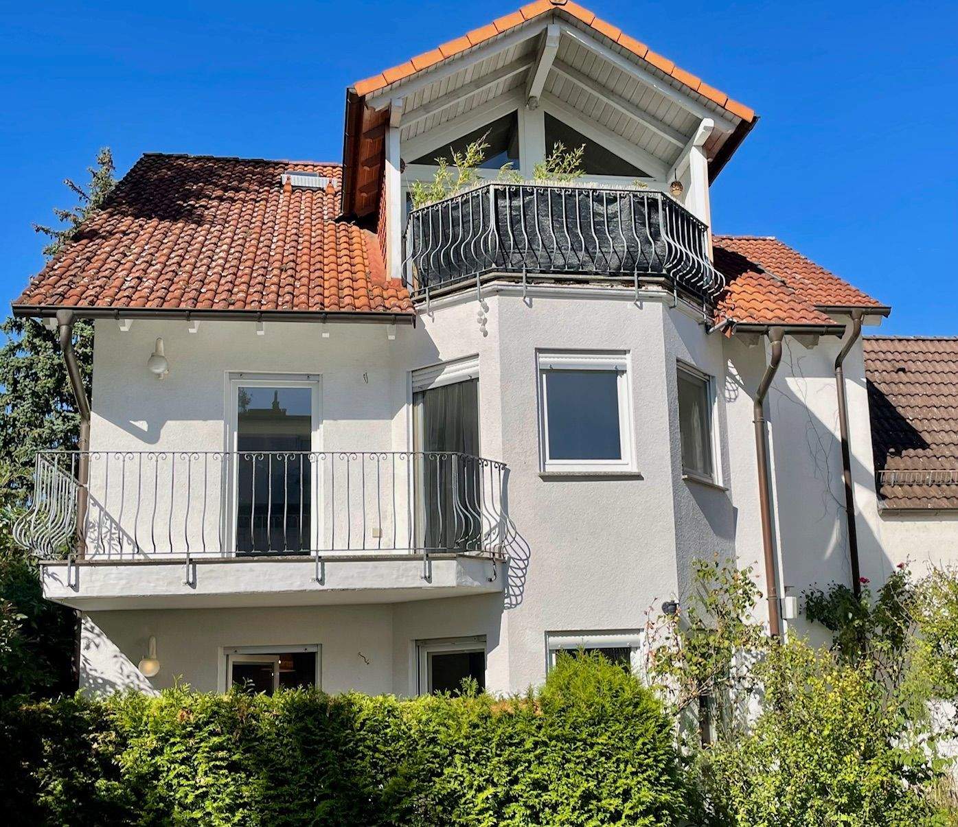 3, 2, 1...MEINS! Charmante Dachgeschosswohnung in Toplage! – Darmstadt – Vorschaubild 2