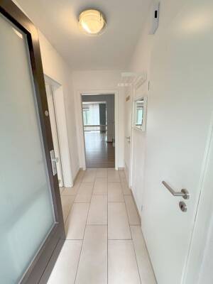 Vermietetes Reihenendhaus mit Garten, Küche und Garage in Bremen-Mahndorf – 28307 Bremen – Vorschaubild 6