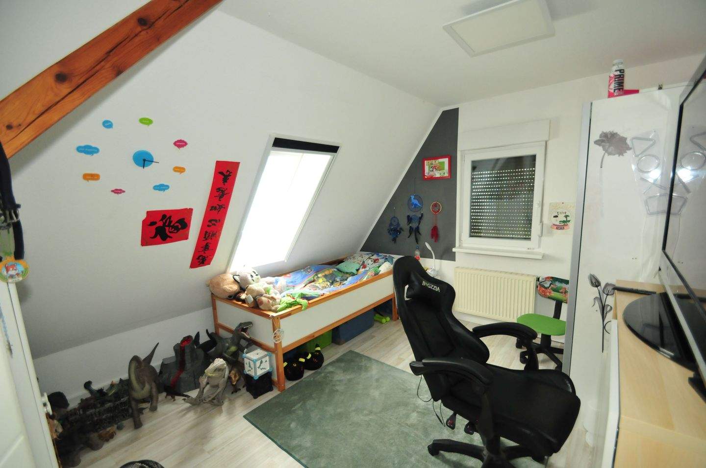 + Einfamilienhaus (DH) mit großem Garten - PKW-Stellplatz - überdachte Terrasse & Balkon + – Leutenbach – Vorschaubild 5