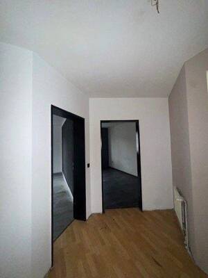 Attraktive 3,5-Zimmer-Wohnung mit Balkon – 47166 Duisburg – Vorschaubild 4