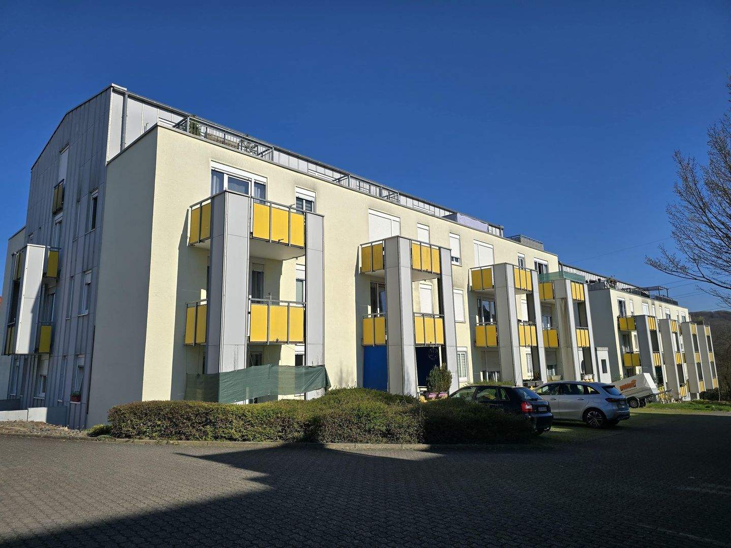 schicke, leerstehende Eigentumswohnung in ruhiger Lage von Saarbrücken - Rastpfuhl mit TG - Platz – Saarbrücken – Vorschaubild 2