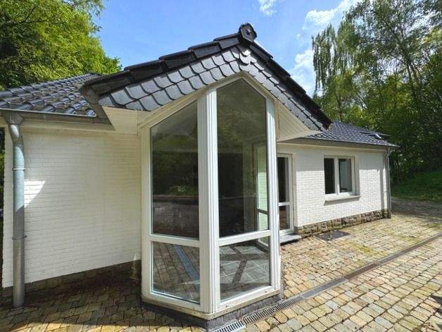 Exklusives und Idyllisches Einfamilienhaus am Rursee mit atemberaubendem Ausblick – Simmerath – Vorschaubild 5