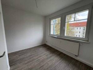 Charmantes 2-Zimmer-Apartment in Zwickau-Eckersbach – Ideal für Singles und Paare – 8066 Zwickau – Vorschaubild 4