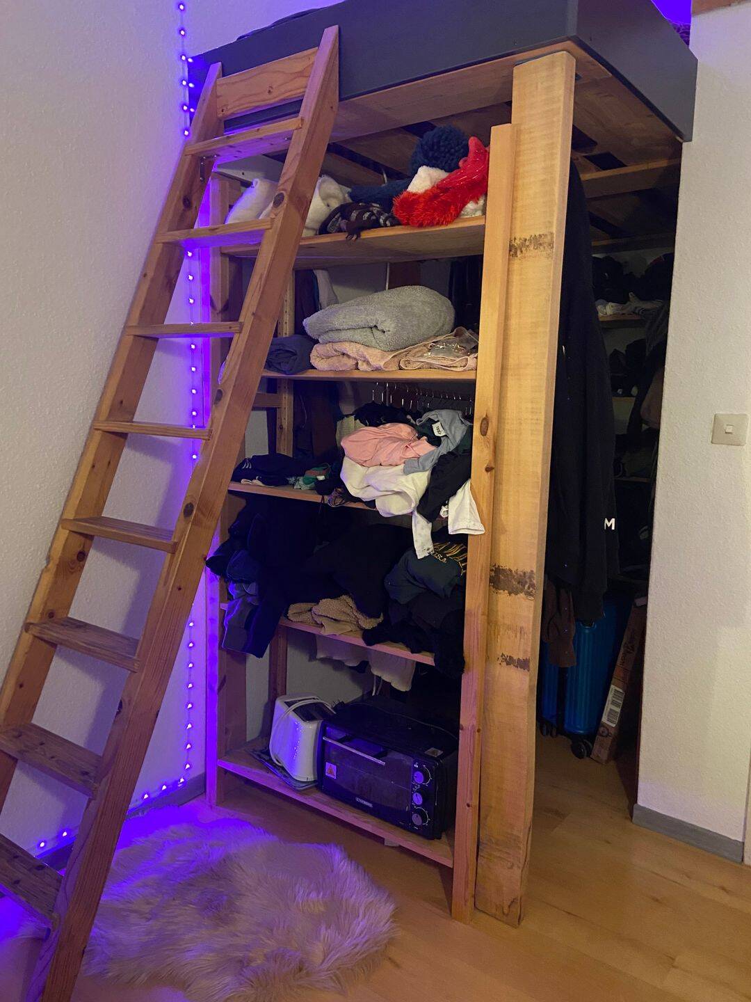 DRINGEND NACHMIETERIN GESUCHT FÜR MEIN WG ZIMMER IN BONN KESSENICH – Bonn – Vorschaubild 4