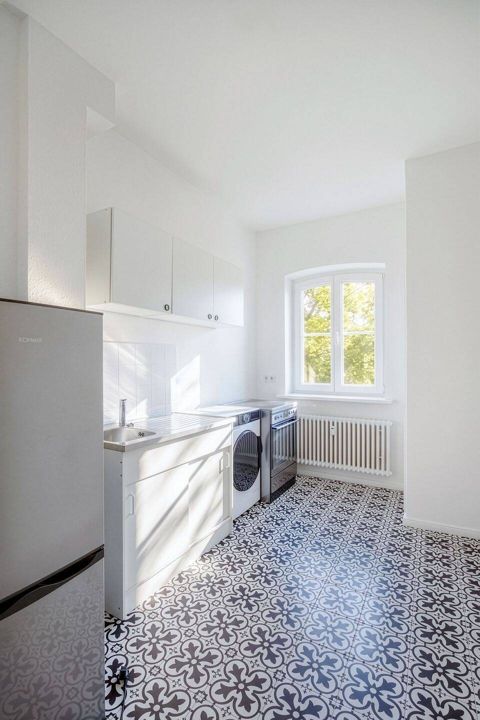 Ruhig gelegene 2-Zimmer-Wohnung im Herzen von Charlottenburg – Berlin – Vorschaubild 5