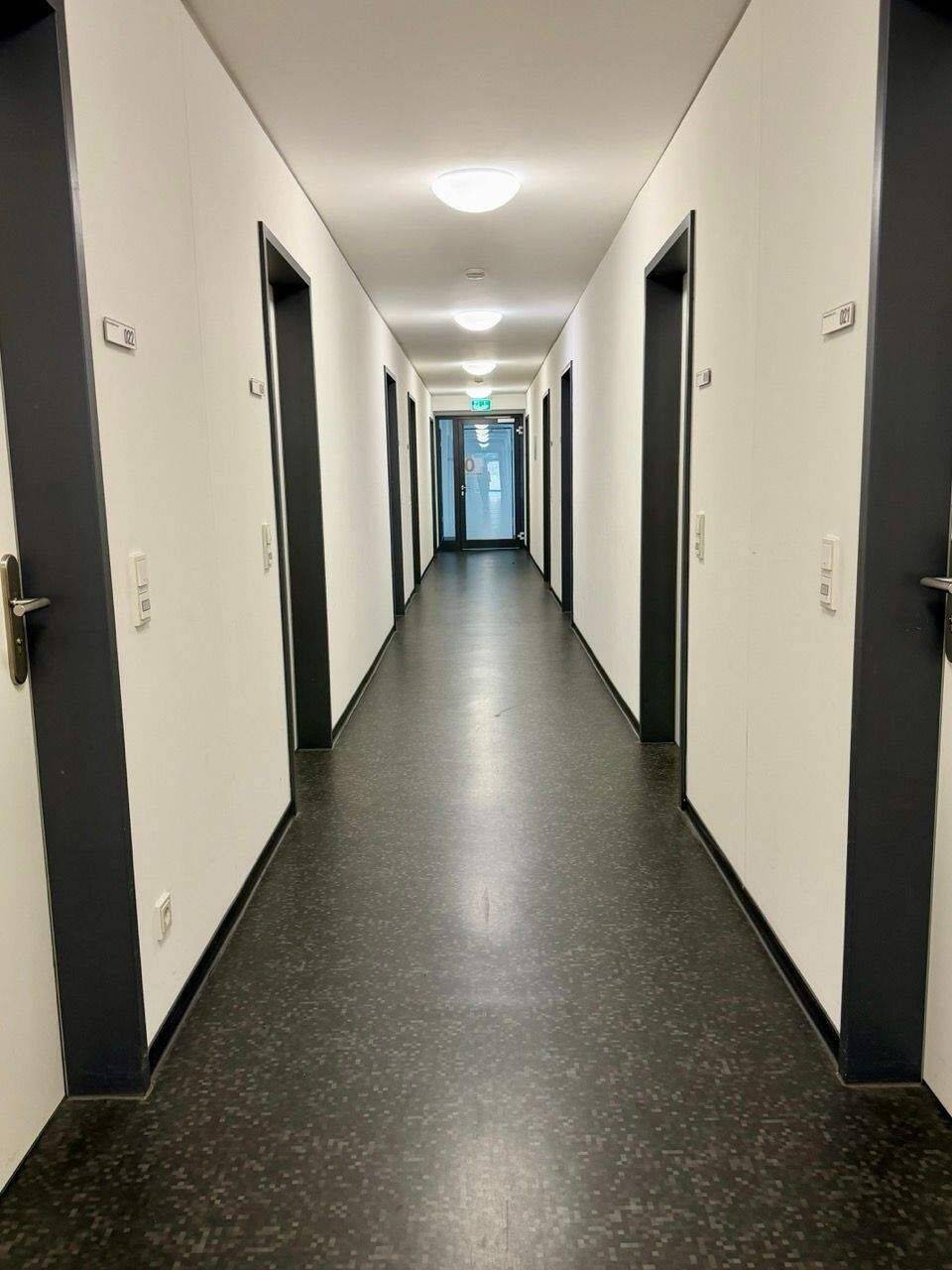 Für Kapitalanleger: vermietete Studentenwohnung mit EBK und Terrasse nahe Wöhrder See! – Nürnberg – Vorschaubild 8