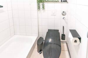 Stilvolles, möbliertes Apartment zur Langzeitmiete – 45127 Essen – Vorschaubild 5