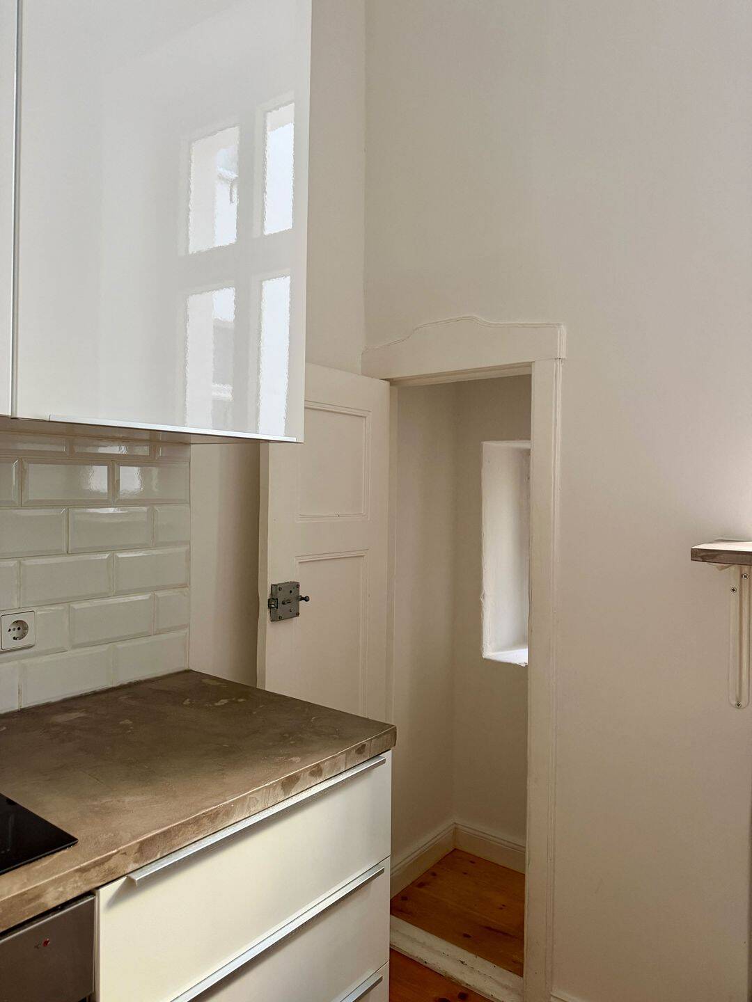 PROVISIONSFREI | Bezugsfreie Altbauwohnung nähe Bötzowkiez – 2 Zimmer, Balkon – Berlin – Vorschaubild 7