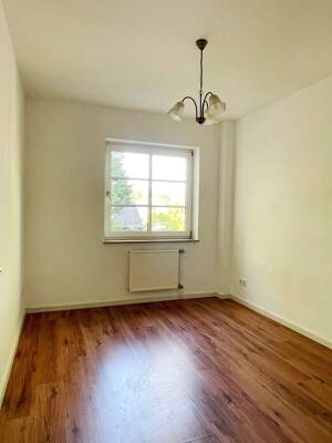 Ein "Haus im Haus" mit Terrasse, eigenem Garten und Tiefgarage.... – 12209 Berlin – Vorschaubild 9