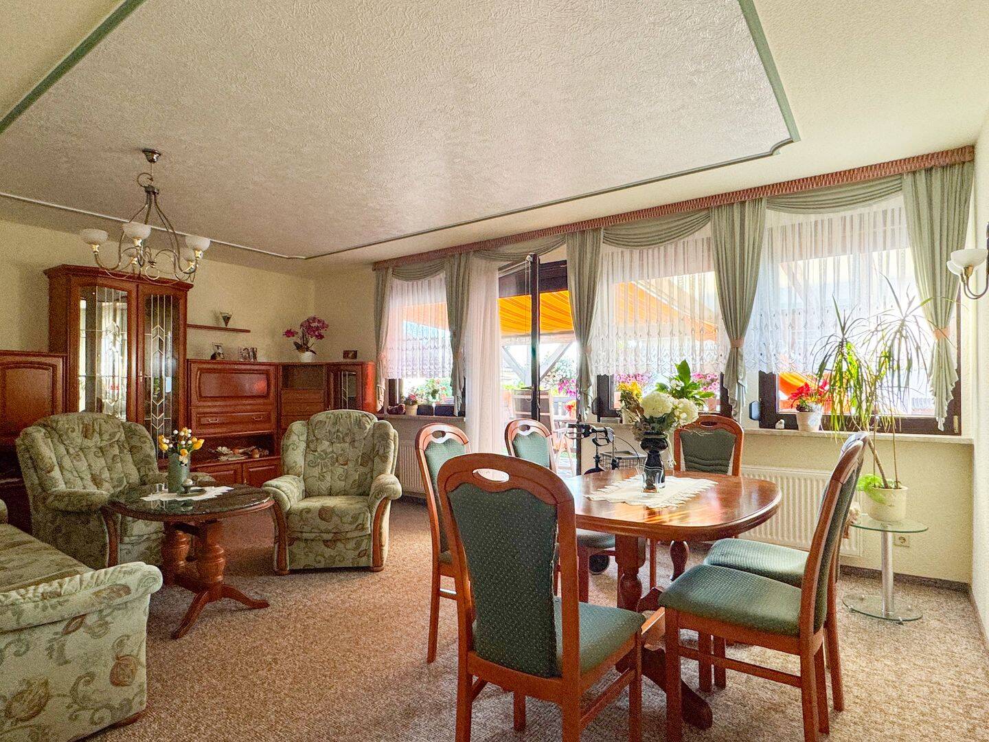 Bezugsfreies Familiendomizil | 2 Bäder | Kameraüberwachung | Brunnen | Garage und Stellplatz – Bennewitz – Vorschaubild 6