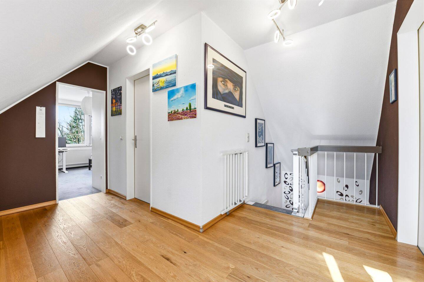 Hier beginnt Ihr neues Zuhause, Maisonette mit Süd Balkon – Hamburg – Vorschaubild 9