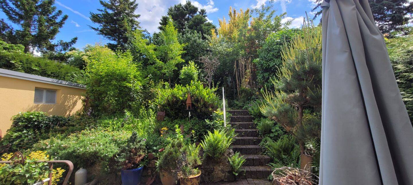 Schönes Reiheneckhaus mit großem romantischem Garten und großzügiger Garage in zentrumsnaher Lage – Tauberbischofsheim – Vorschaubild 5
