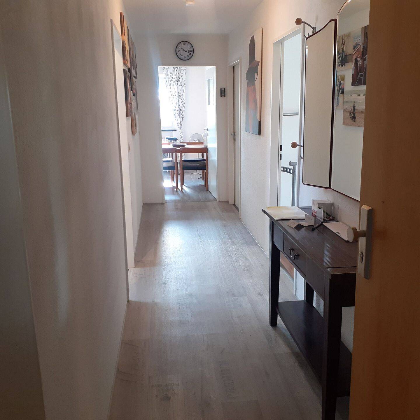 Zeitwohnen Karlsruhe: möbliertes WG-Zimmer, fast eigene Wohnung – Karlsruhe – Vorschaubild 2
