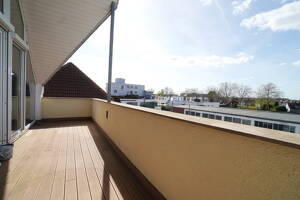 Stilvolle, moderne Maisonettewohnung mit sonniger Loggia, Klimaanlage und Stellplatz in Paderborn – 33100 Paderborn – Vorschaubild 7