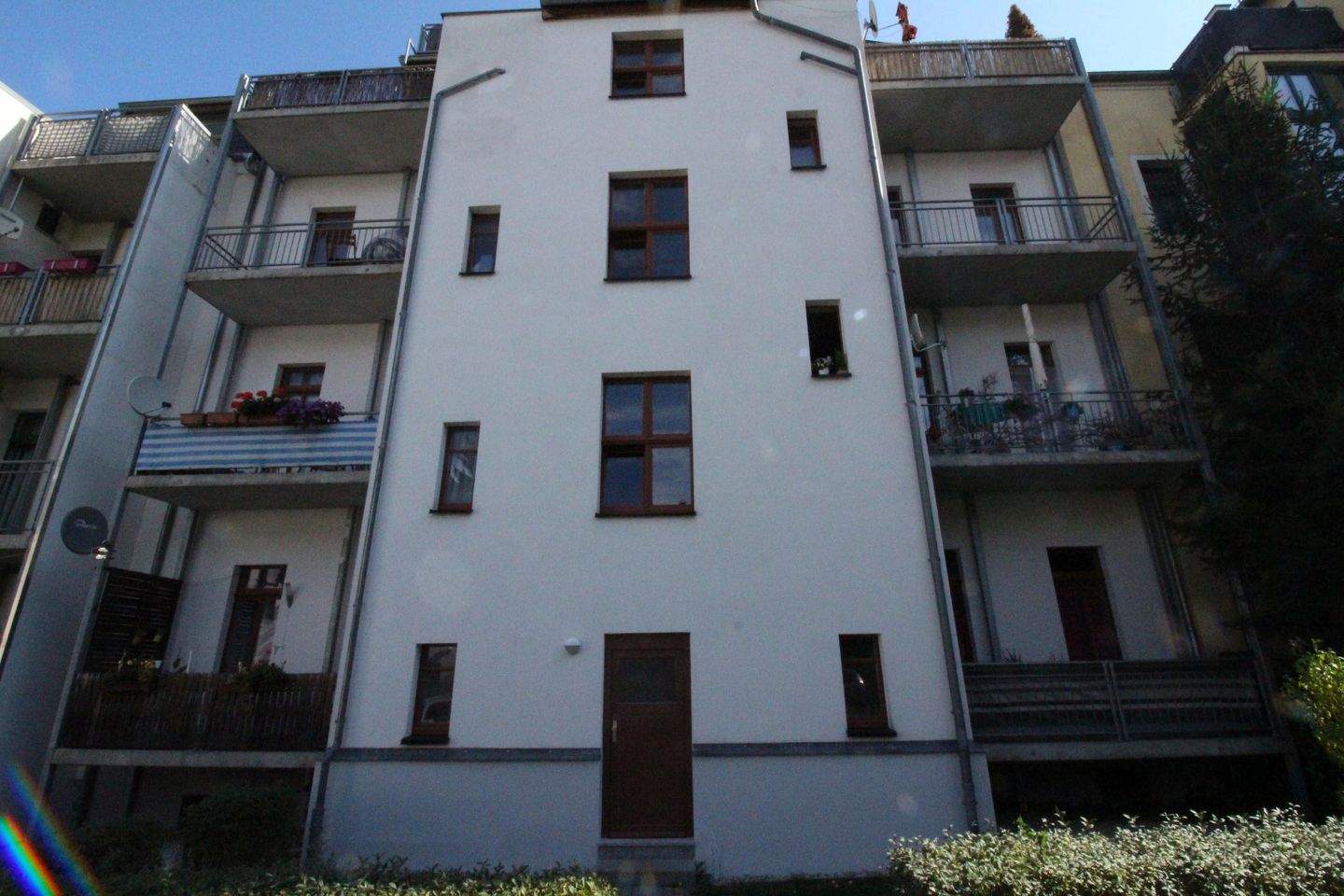mit Stellplatz, Westbalkon in ruhiger und zentraler Wohnlage – Chemnitz – Vorschaubild 7