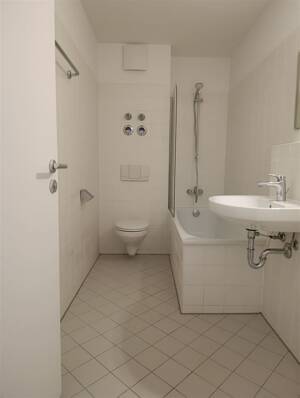 Helle 3-Zimmer Wohnung in ruhiger Lage – 81829 München – Vorschaubild 3