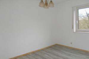 Großzügige 3-Zimmer-Eigentumswohnung mit Sonnenbalkon und Stellplatz in Osnabrück-Sutthausen – 49082 Osnabrück – Vorschaubild 3