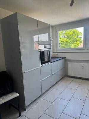 Helle 3-Zimmer-Wohnung mit Balkon und Einbauküche in Duisburg-Buchholz – Kufsteiner Str. 104, 47249 Duisburg – Vorschaubild 2