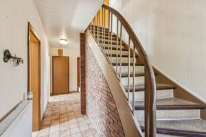 Platz für die Familie - gepflegtes Einfamilienhaus mit Garten und Garage in Mücke / Ober-Ohmen! – 35325 Mücke – Vorschaubild 2
