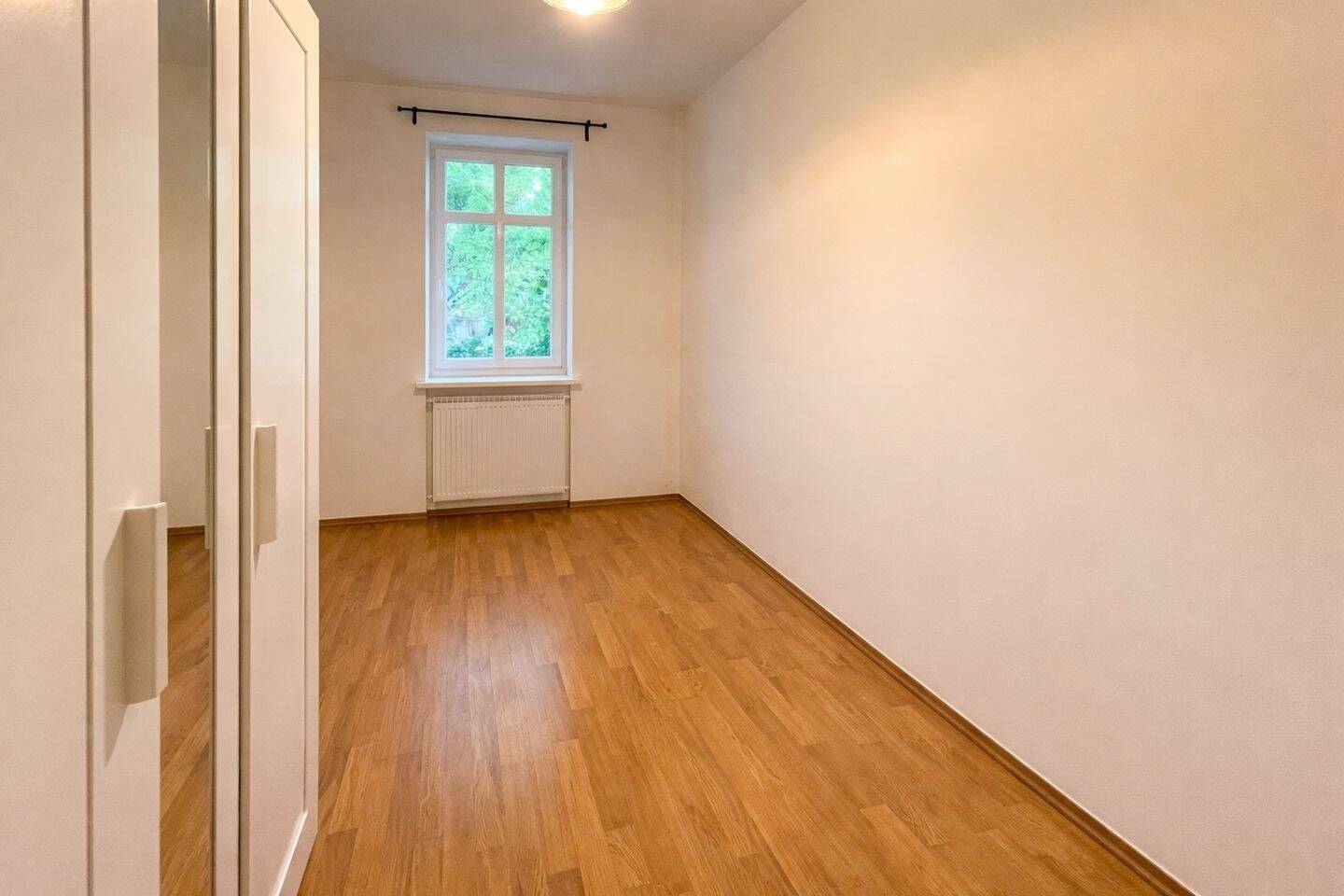 Stilvoll sanierter Altbau mit Balkon und Fußbodenheizung – Leipzig – Vorschaubild 5